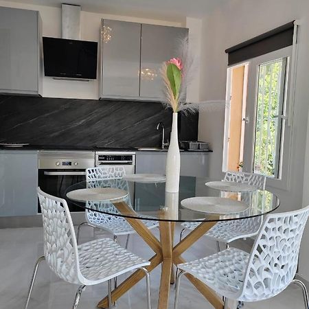 Apartamento La Torre,200M Hasta La Playa ベナルマデナ エクステリア 写真