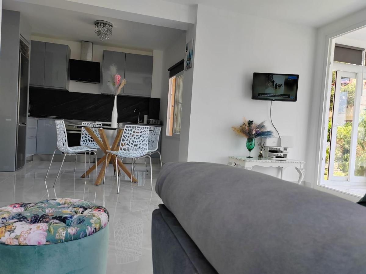 Apartamento La Torre,200M Hasta La Playa ベナルマデナ エクステリア 写真