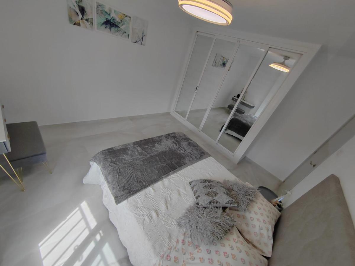 Apartamento La Torre,200M Hasta La Playa ベナルマデナ エクステリア 写真