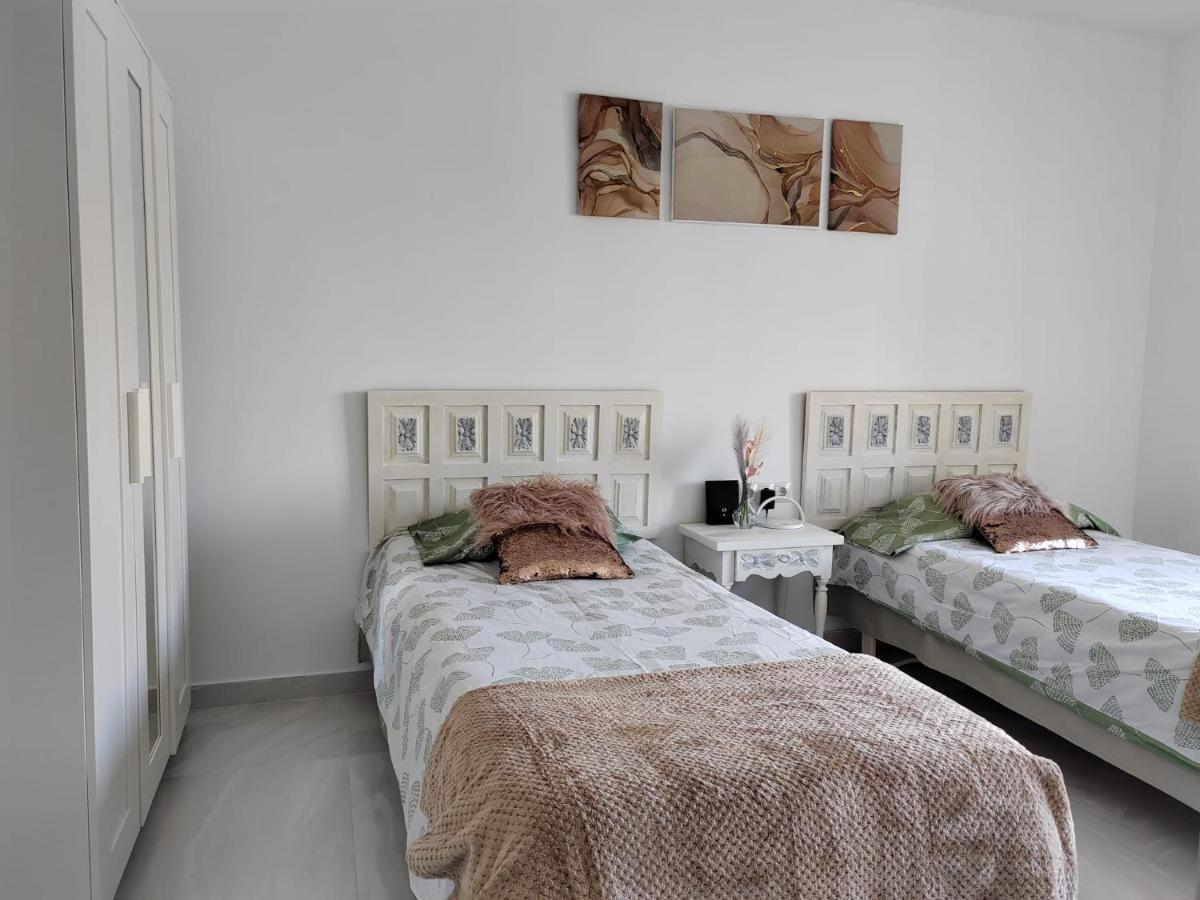 Apartamento La Torre,200M Hasta La Playa ベナルマデナ エクステリア 写真