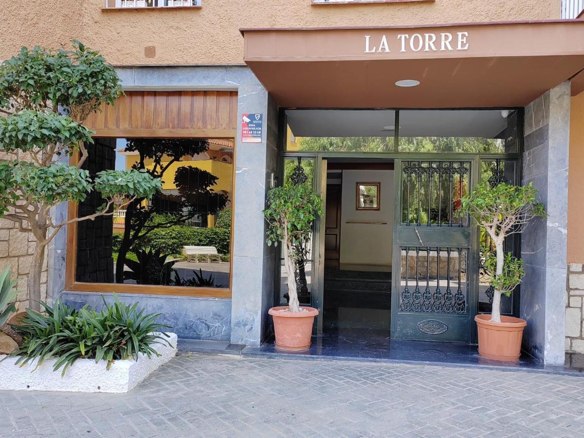 Apartamento La Torre,200M Hasta La Playa ベナルマデナ エクステリア 写真