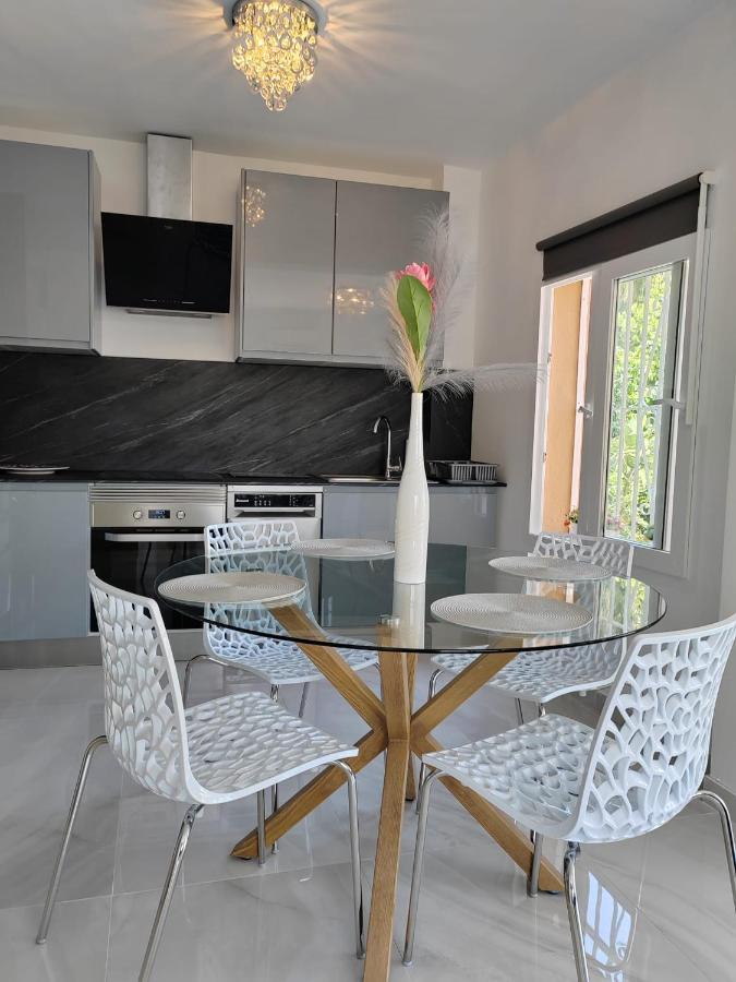 Apartamento La Torre,200M Hasta La Playa ベナルマデナ エクステリア 写真