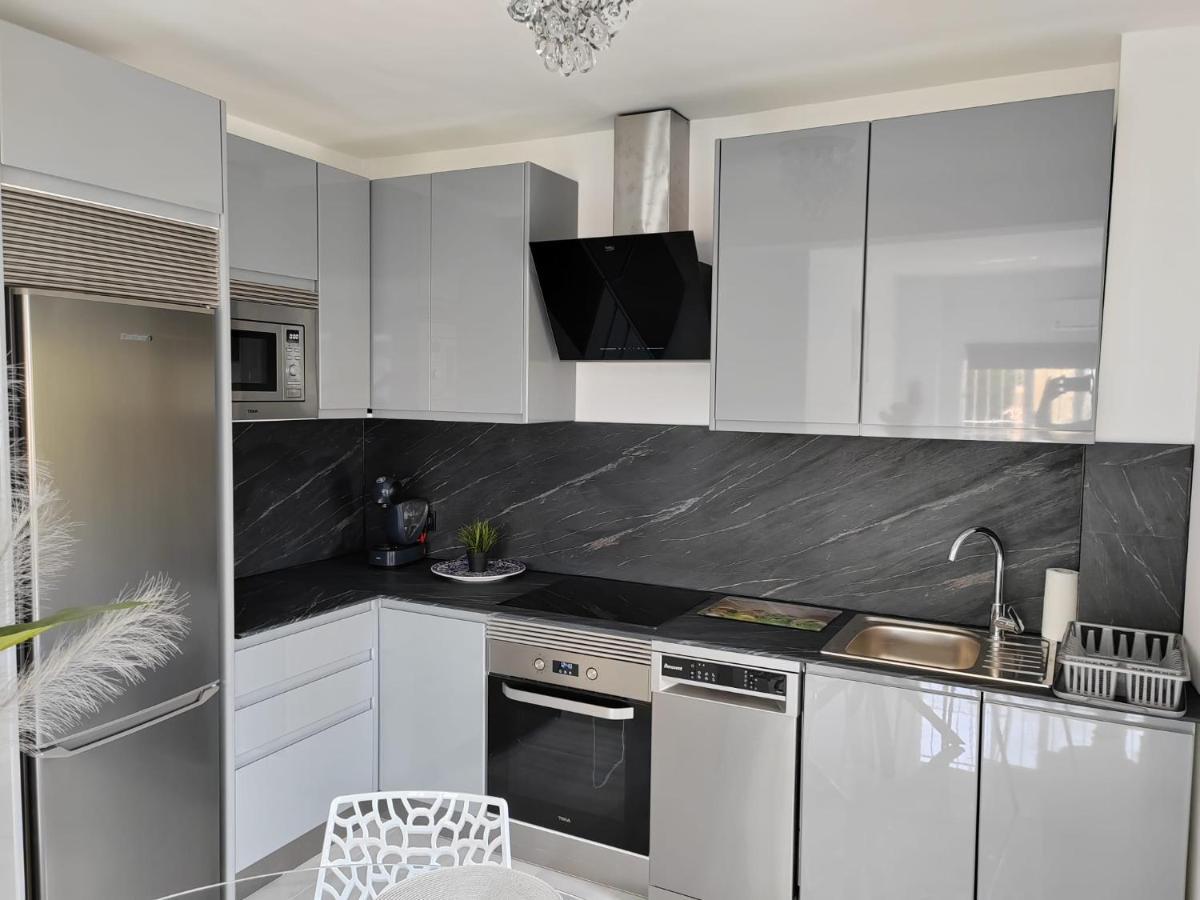 Apartamento La Torre,200M Hasta La Playa ベナルマデナ エクステリア 写真